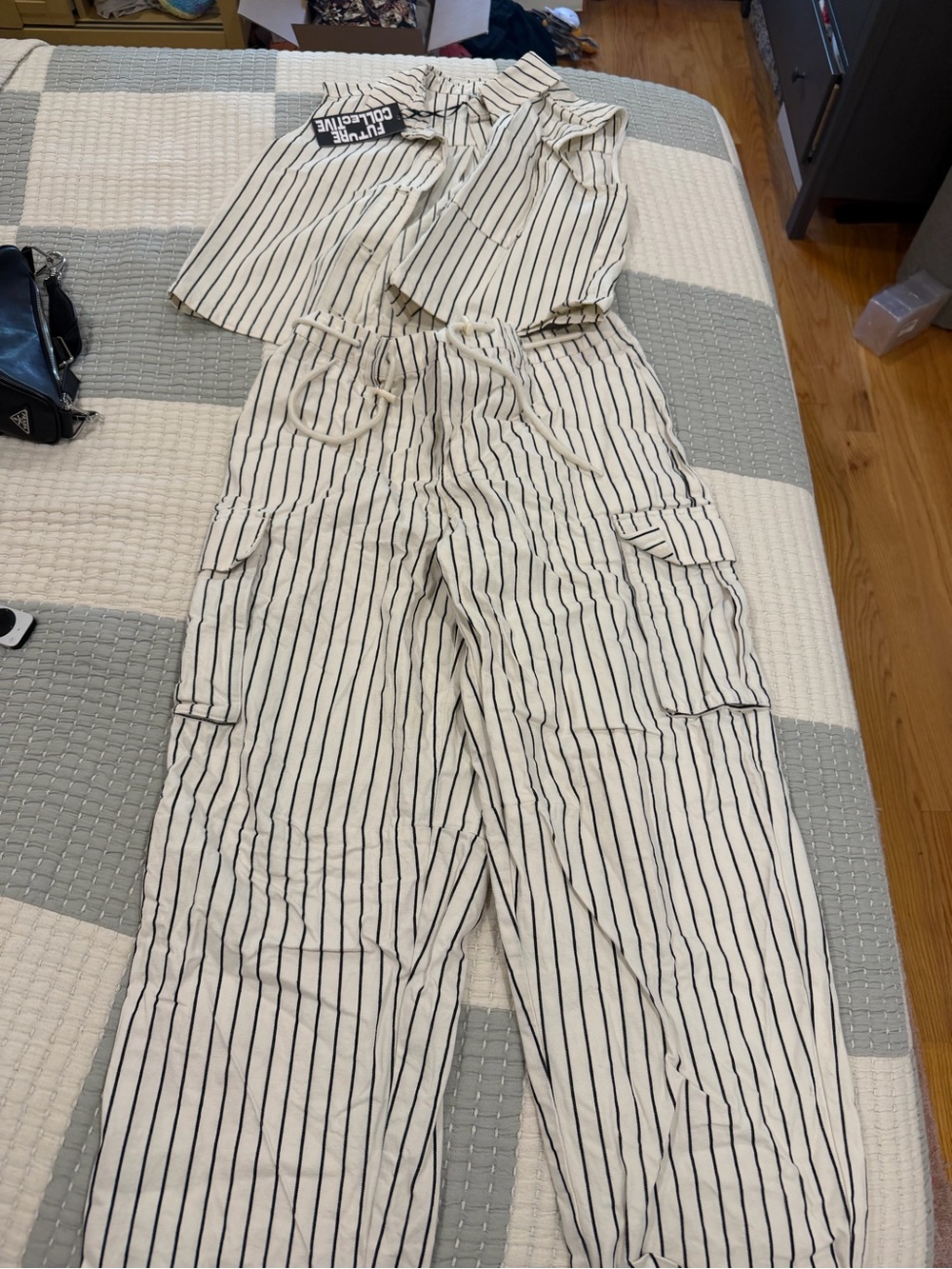 Future Collective Striped Set